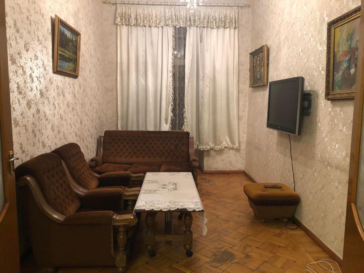 Квартира В Самом Центре Еревана Διαμέρισμα Εξωτερικό φωτογραφία